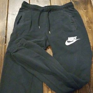 Nike Joggers